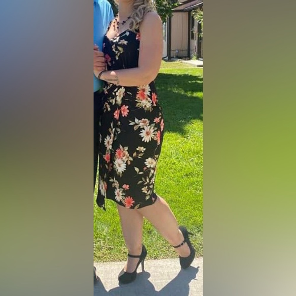 Fitted floral dress